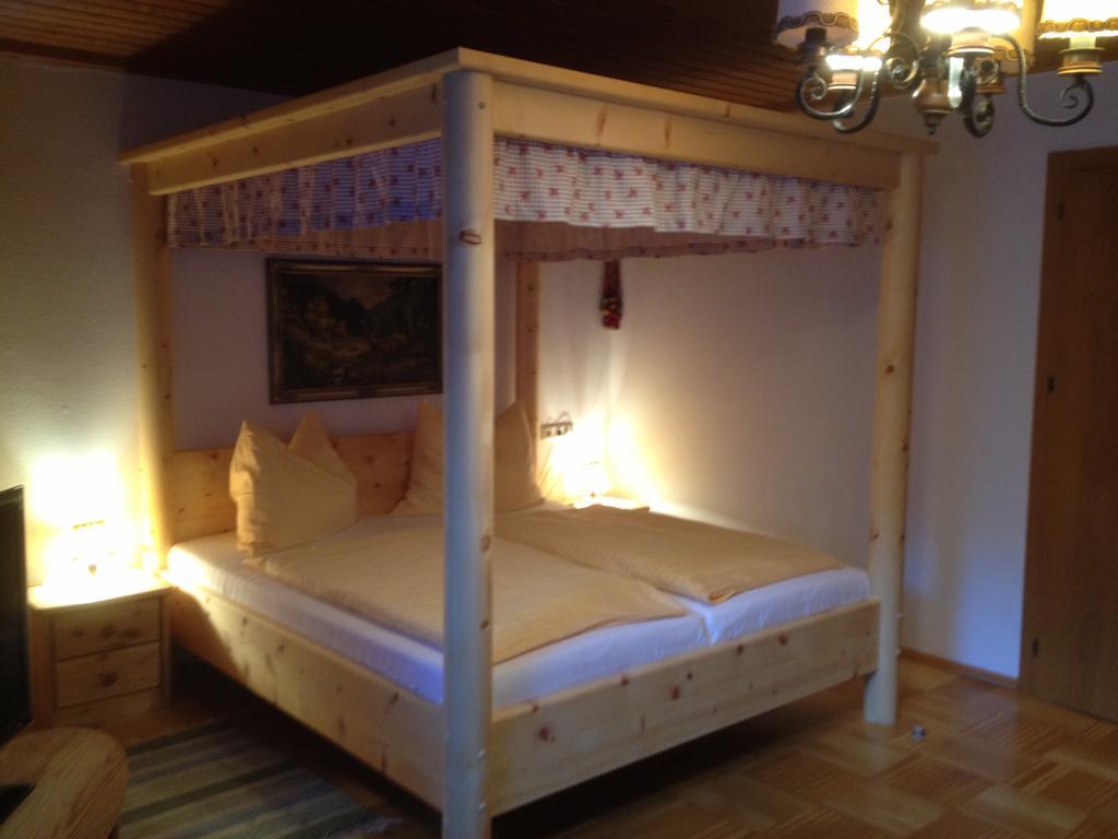 Alm-Apartments Heiligenblut Quarto foto