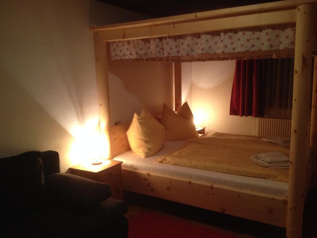 Alm-Apartments Heiligenblut Quarto foto