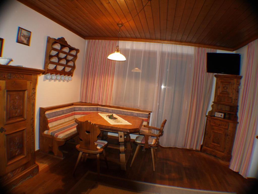 Alm-Apartments Heiligenblut Quarto foto